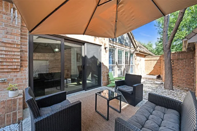 $389,000 | 11310 Spicewood Club Drive, Unit 21, Austin, TX 78750