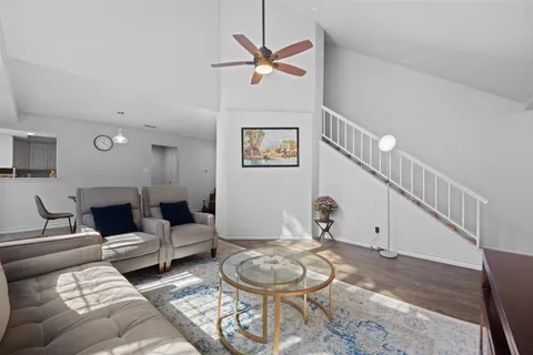$379,000 | 11310 Spicewood Club Drive, Unit 21, Austin, TX 78750