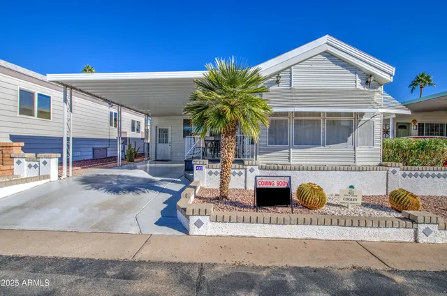 $169,900 | 111 South Greenfield Road, Unit 423, Mesa, AZ 85206