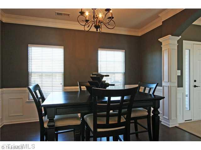 3520 Lamplight Way High Point, NC 27265 - Photo 6 of 16 Dining Room.