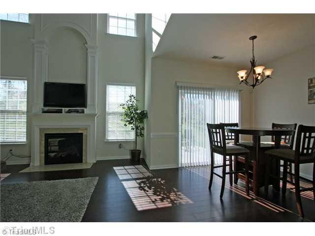 3520 Lamplight Way High Point, NC 27265 - Photo 9 of 16 Living Room. Living Room with Breakfast area