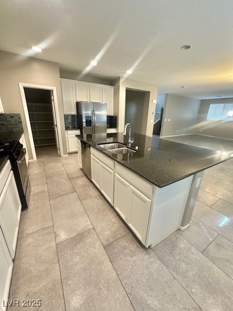 10823 Craw Fish Bay Street Las Vegas, NV 89179 - Photo 3 of 38