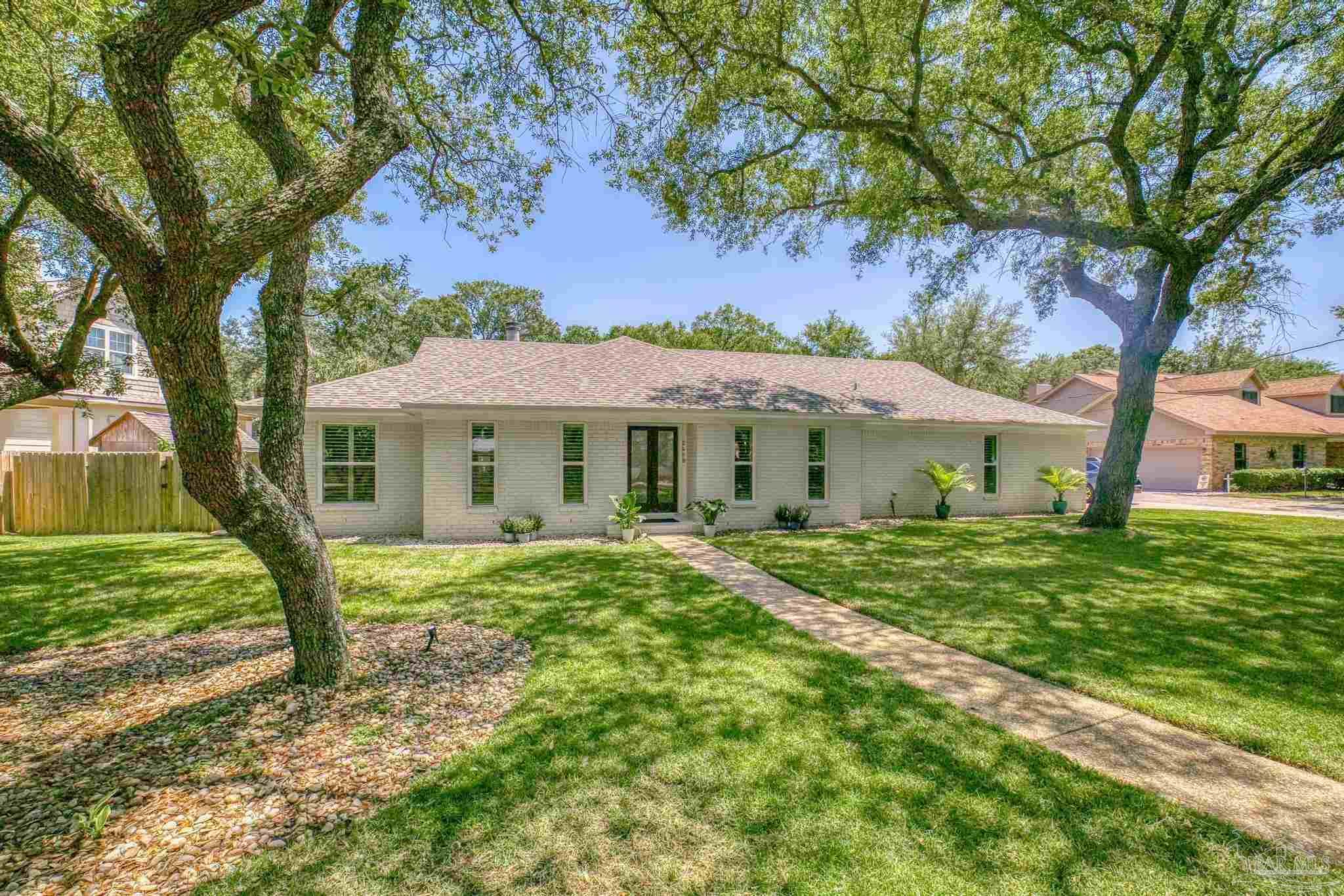 2483 West Bayshore Road Gulf Breeze, FL 32563 - Photo 3 of 46