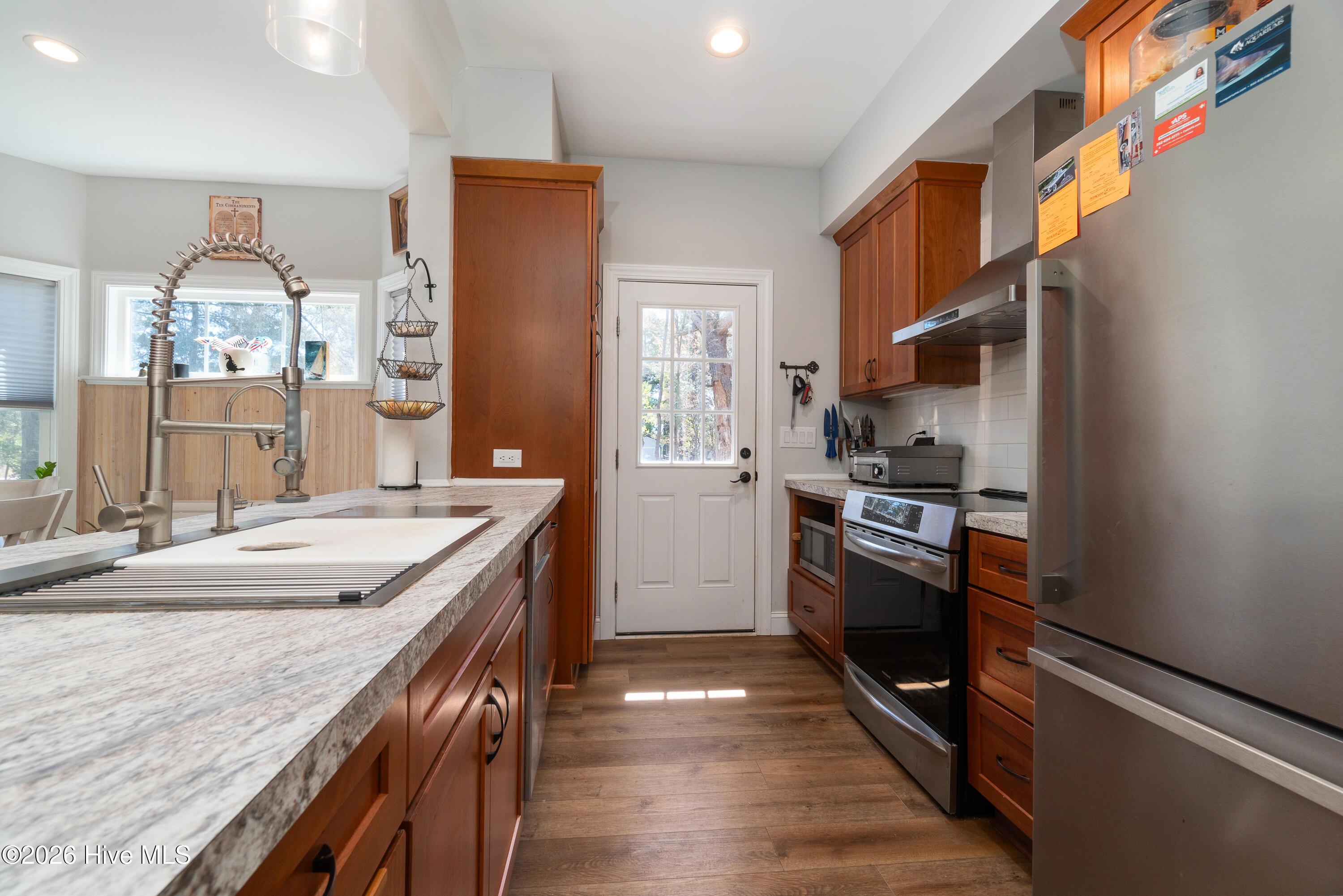 1890 White Farm Road, Unit 15 Oriental, NC 28571 - Photo 7 of 29 Chill Photo -6