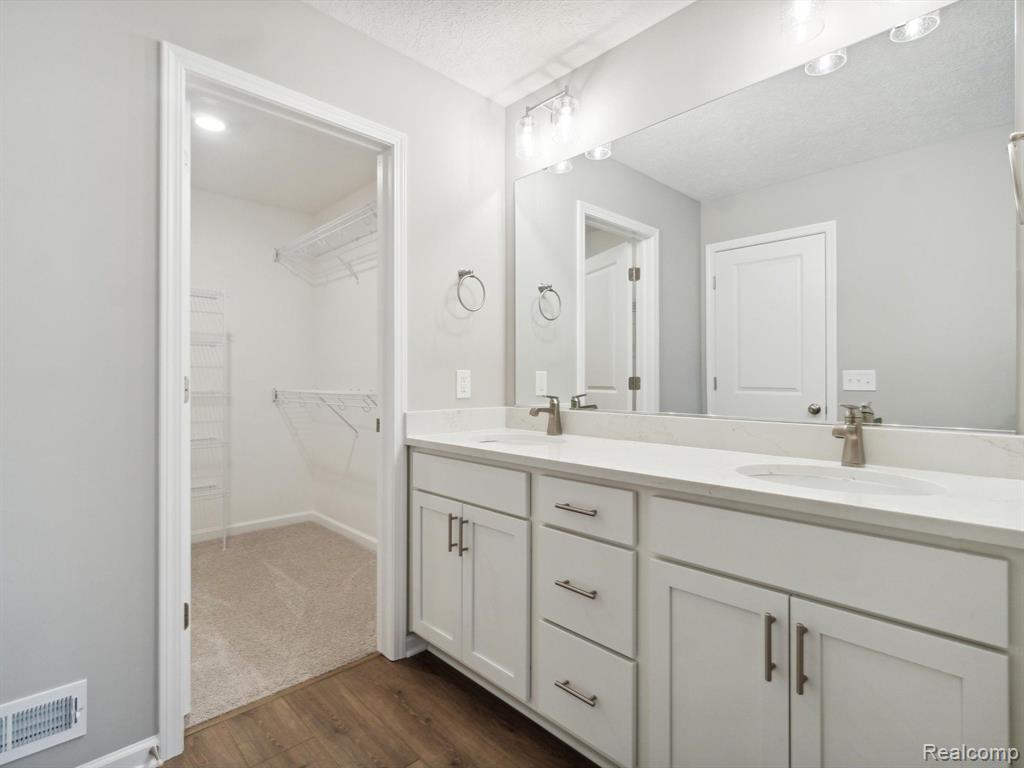 1703 Ashfield Street Howell, MI 48855 - Photo 34 of 56