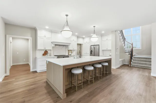 $859,900 | 10642 Chestnut Creek Boulevard, Fort Wayne, IN 46814