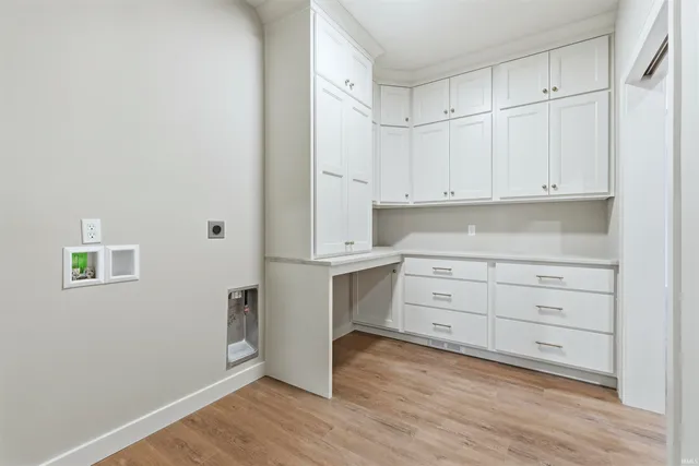 $859,900 | 10642 Chestnut Creek Boulevard, Fort Wayne, IN 46814