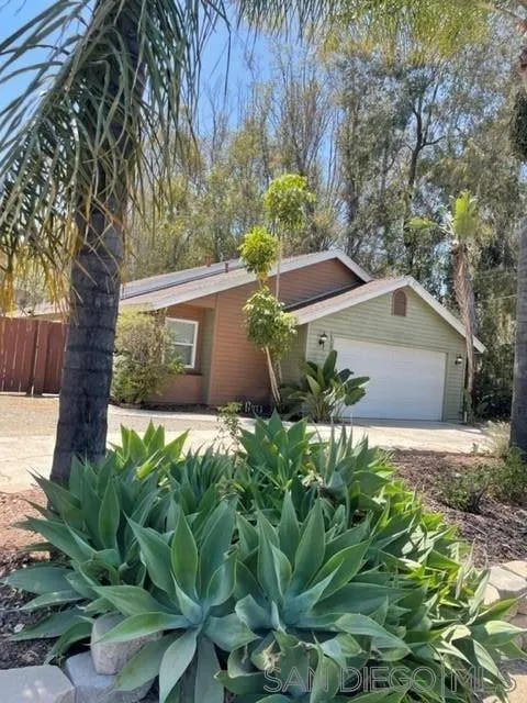 366 Smilax Road San Marcos, CA 92078 - Photo 2 of 13 Gallery Image 2