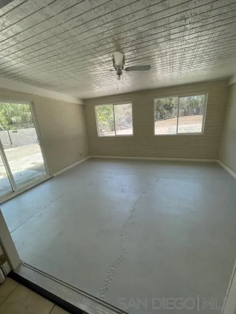 366 Smilax Road San Marcos, CA 92078 - Photo 7 of 13 Gallery Image 7