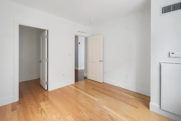 $3,800 | 116-128 Rantoul Street, Unit 9, Beverly, MA 01915