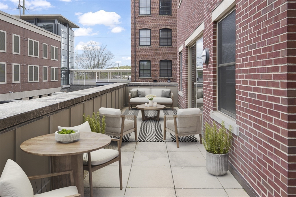 116-128 Rantoul Street, Unit 9 Beverly, MA 01915 - Photo 16 of 25