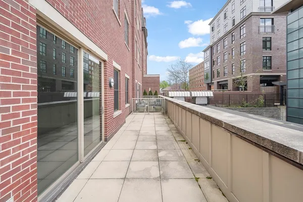 $3,800 | 116-128 Rantoul Street, Unit 9, Beverly, MA 01915