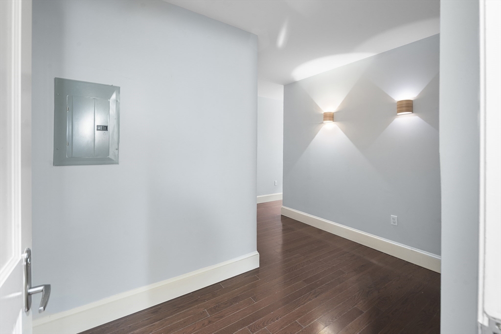 116-128 Rantoul Street, Unit 9 Beverly, MA 01915 - Photo 19 of 25