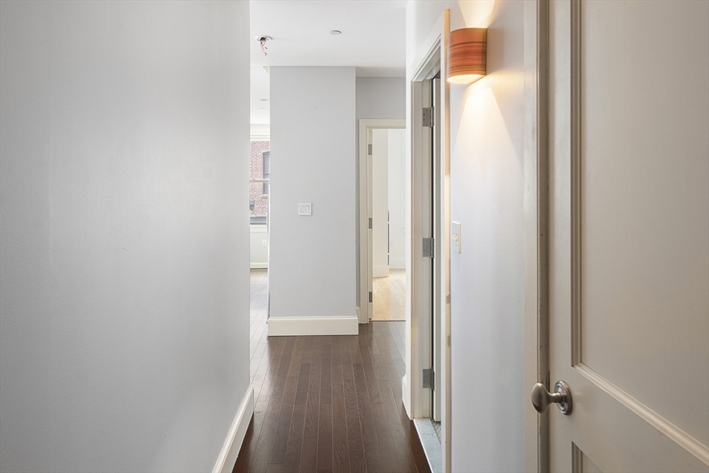 116-128 Rantoul Street, Unit 9 Beverly, MA 01915 - Photo 20 of 25