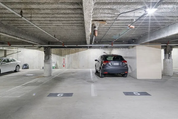 $3,800 | 116-128 Rantoul Street, Unit 9, Beverly, MA 01915