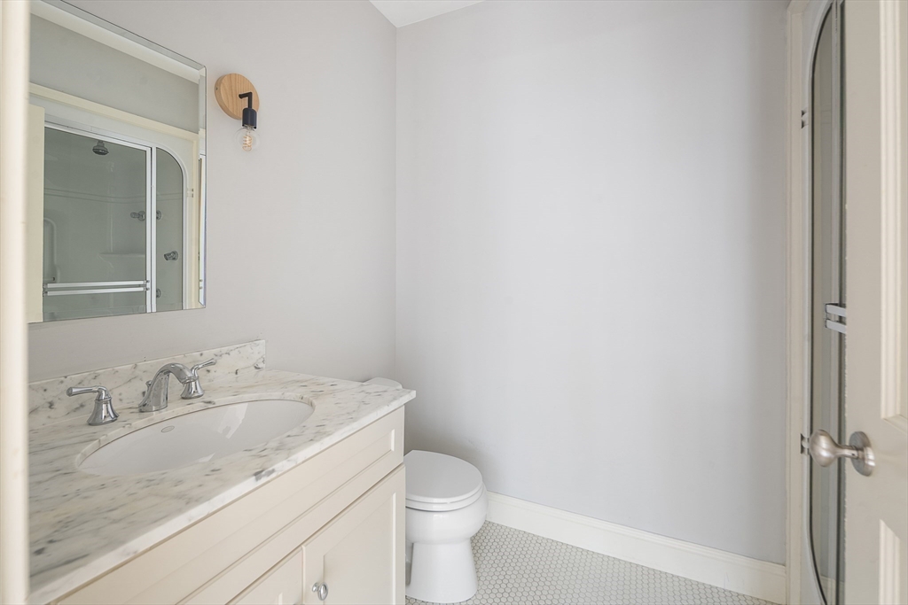 116-128 Rantoul Street, Unit 9 Beverly, MA 01915 - Photo 9 of 25