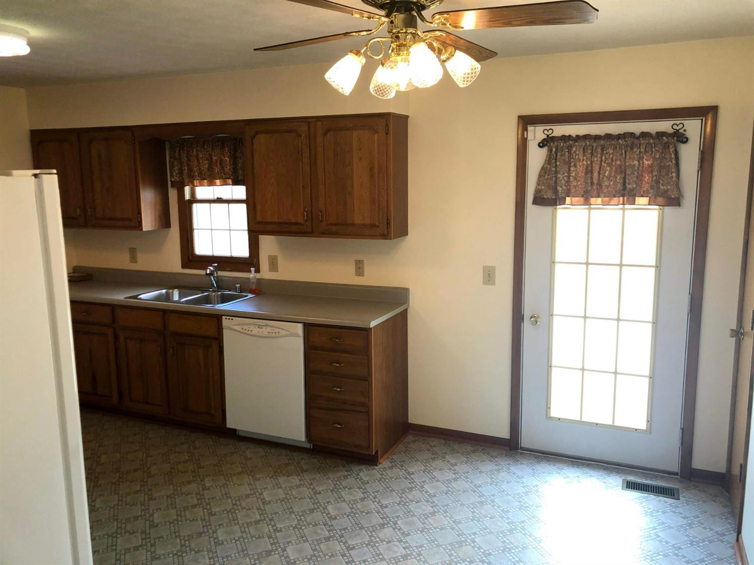 250 Cherokee Trail Dry Ridge, KY 41035 - Photo 8 of 65 Photo 8