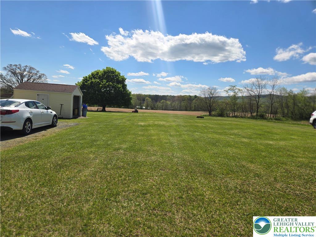 8662 Ashfield Road Slatington, PA 18080 - Photo 6 of 14 Gallery Image 6