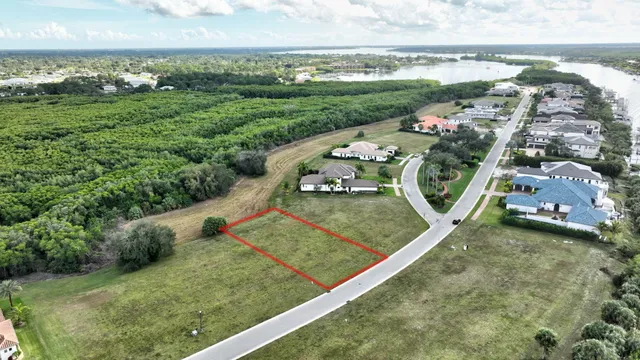a view of a garden with an outdoor space