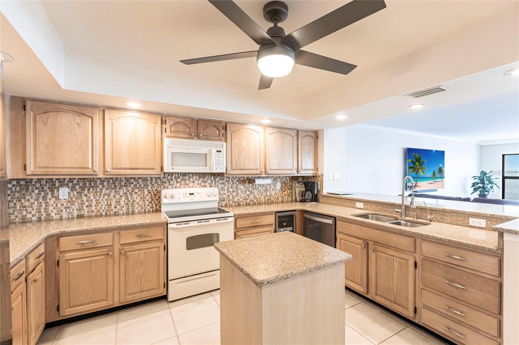 1750 Jamaica Way, Unit 122 Punta Gorda, FL 33950 - Photo 30 of 47