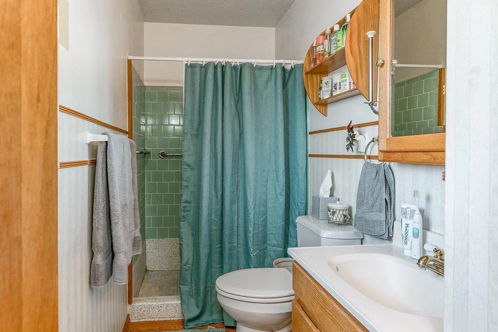 840 South Valley View Road Ashland, OR 97520 - Photo 19 of 31 Additional Photo