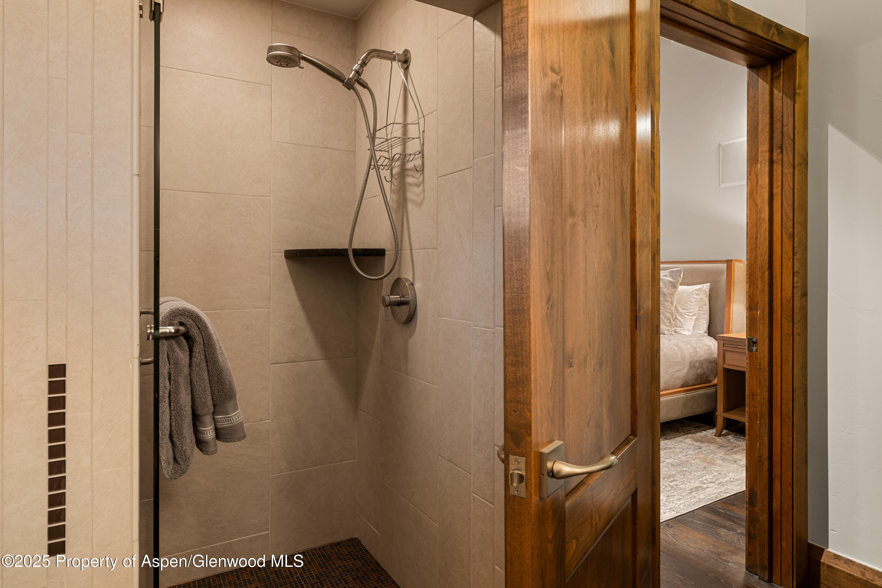 342 Ridge Road Snowmass Village, CO 81615 - Photo 23 of 40 Guest Bathroom II