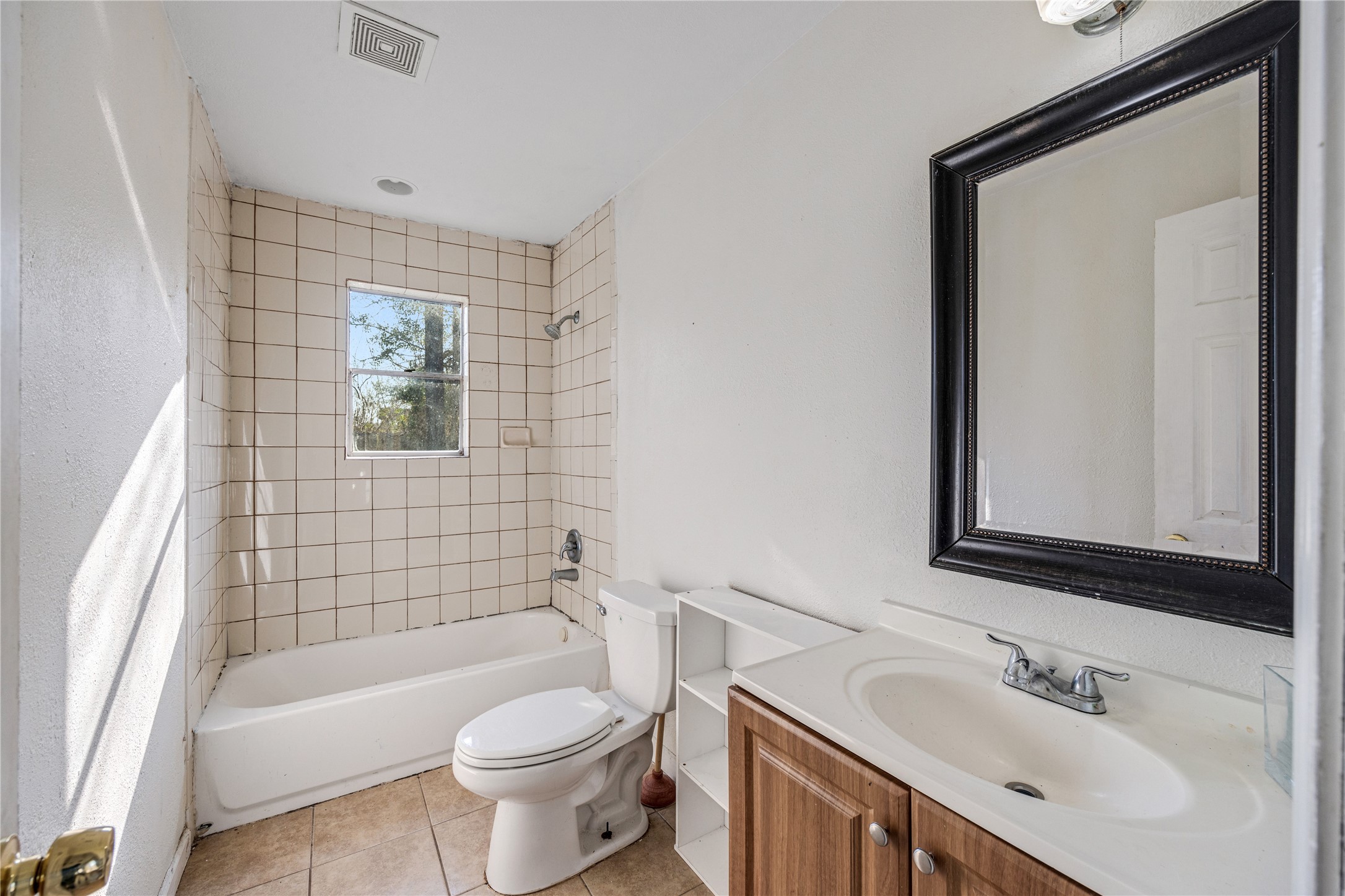 11018 Clark Road Houston, TX 77076 - Photo 21 of 25