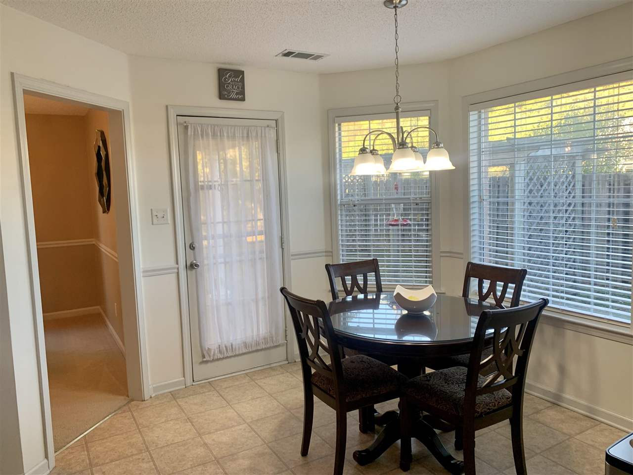 10050 Cameron Ridge Trail Memphis, TN 38016 - Photo 6 of 18 Gallery Image 6