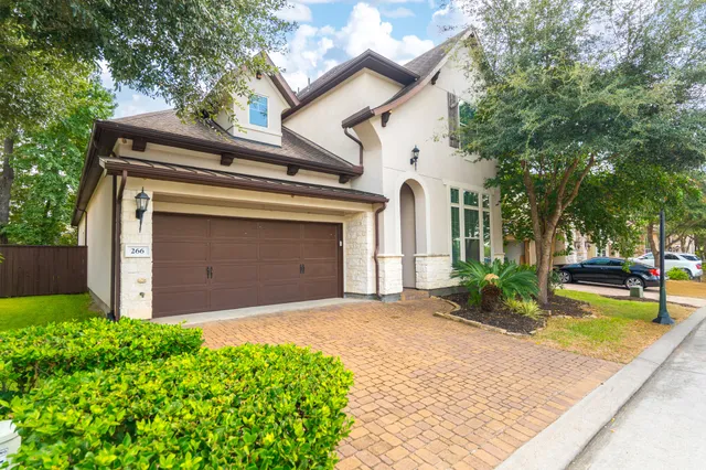 $746,500 | 266 Sonoma Court, Shenandoah, TX 77384