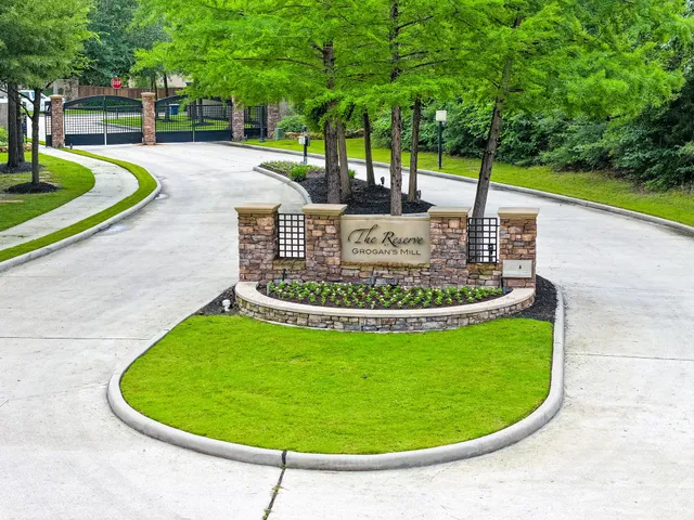 $746,500 | 266 Sonoma Court, Shenandoah, TX 77384