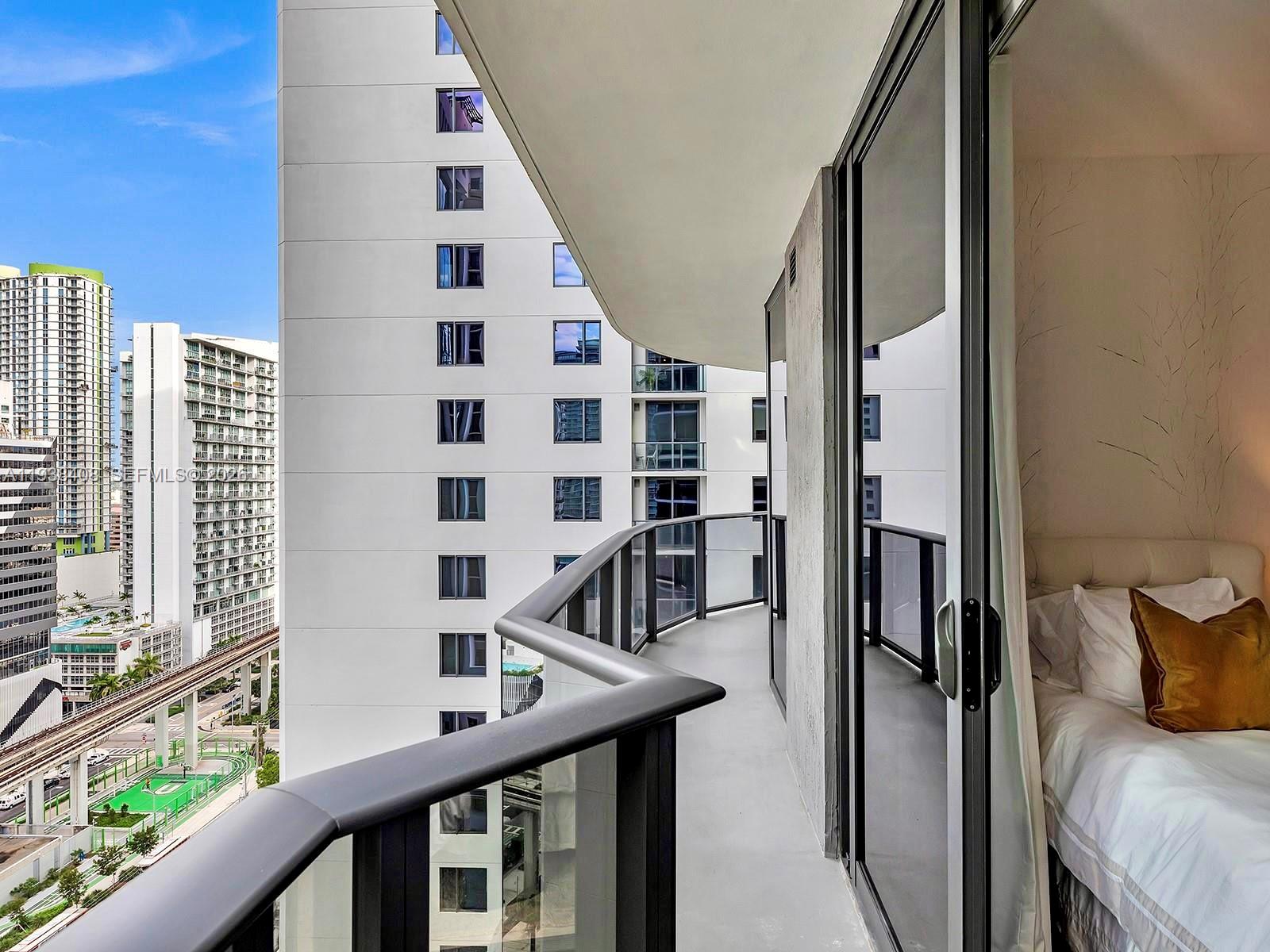 55 Southwest 9th Street, Unit 1808 Miami, FL 33130 - Photo 11 of 33