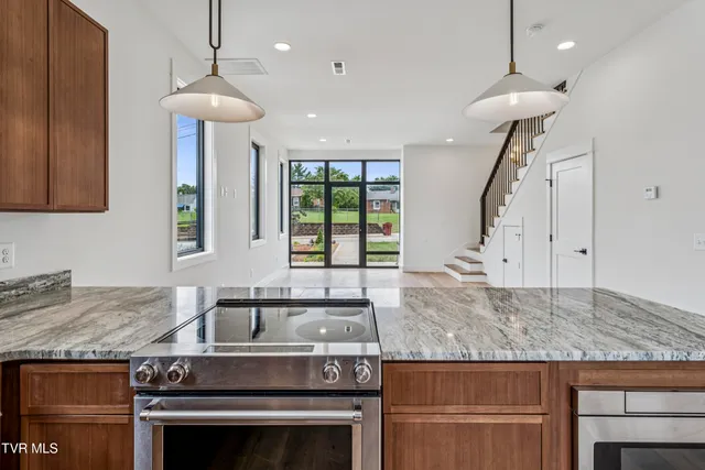 $475,000 | 1533 Pactolas Road, Unit 106, Johnson City, TN 37604