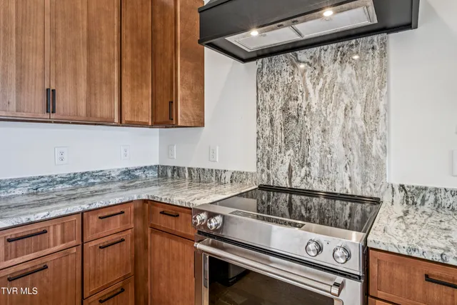 $475,000 | 1533 Pactolas Road, Unit 106, Johnson City, TN 37604