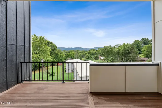 $449,000 | 1533 Pactolas Road, Unit 106, Johnson City, TN 37604