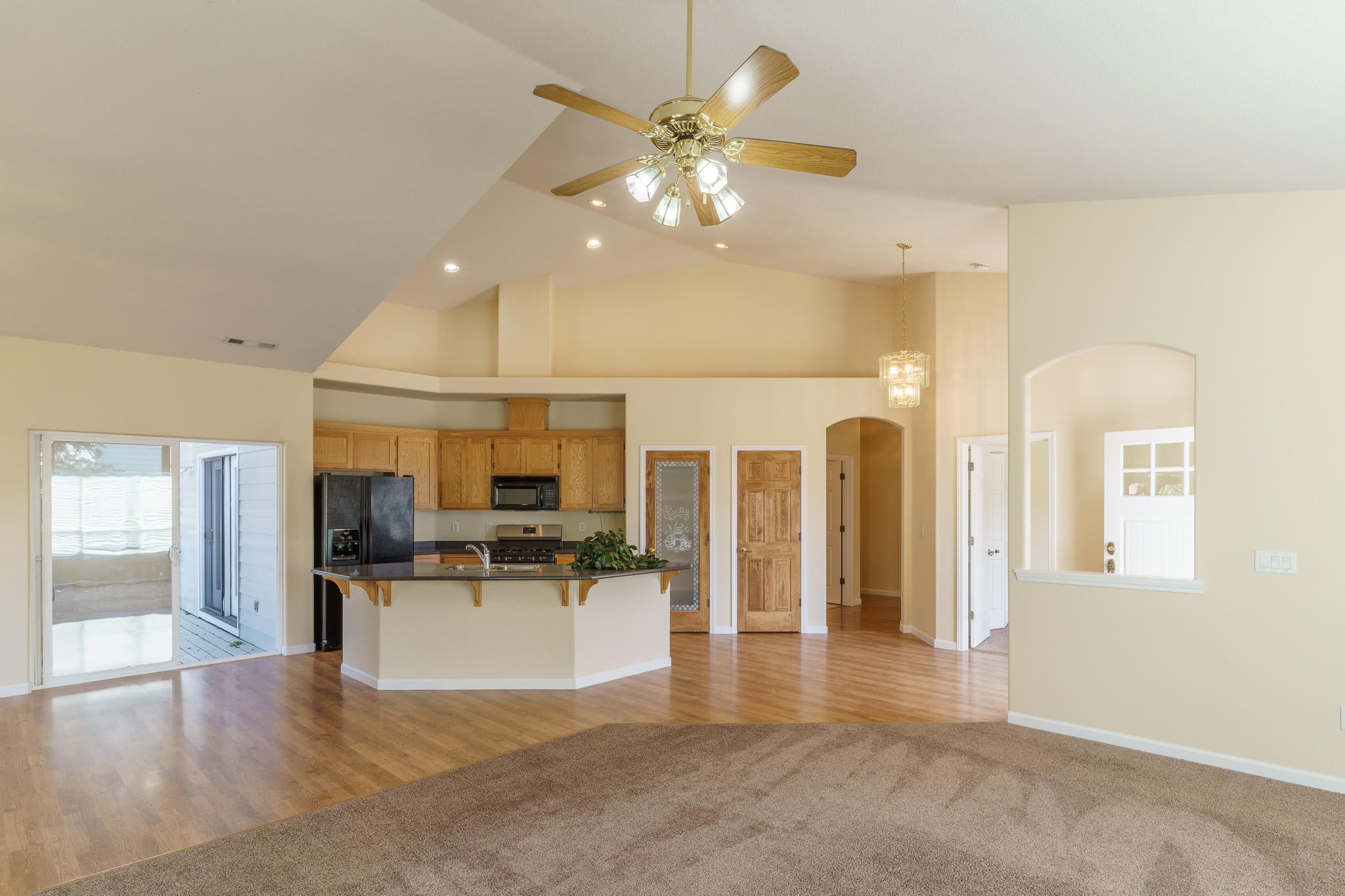 536 Ridgeway Circle Central Point, OR 97502 - Photo 18 of 31 Family room has a gas fireplace