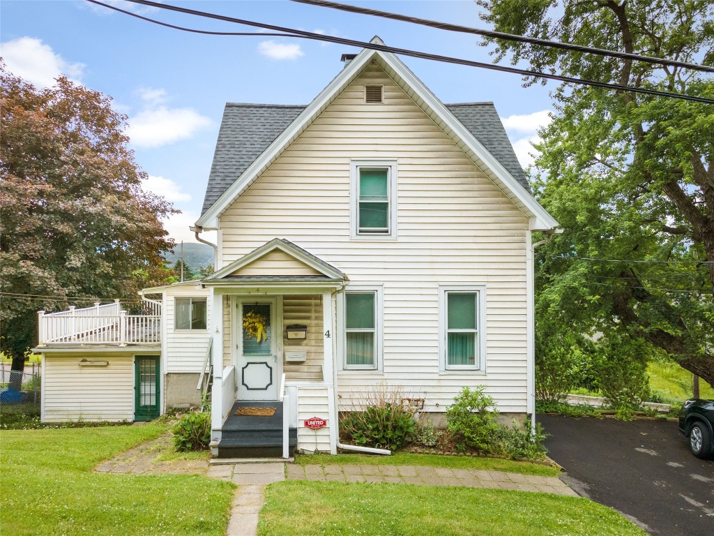 4 Ridge Street Binghamton, NY 13905 - Photo 1 of 26 Gallery Image 1