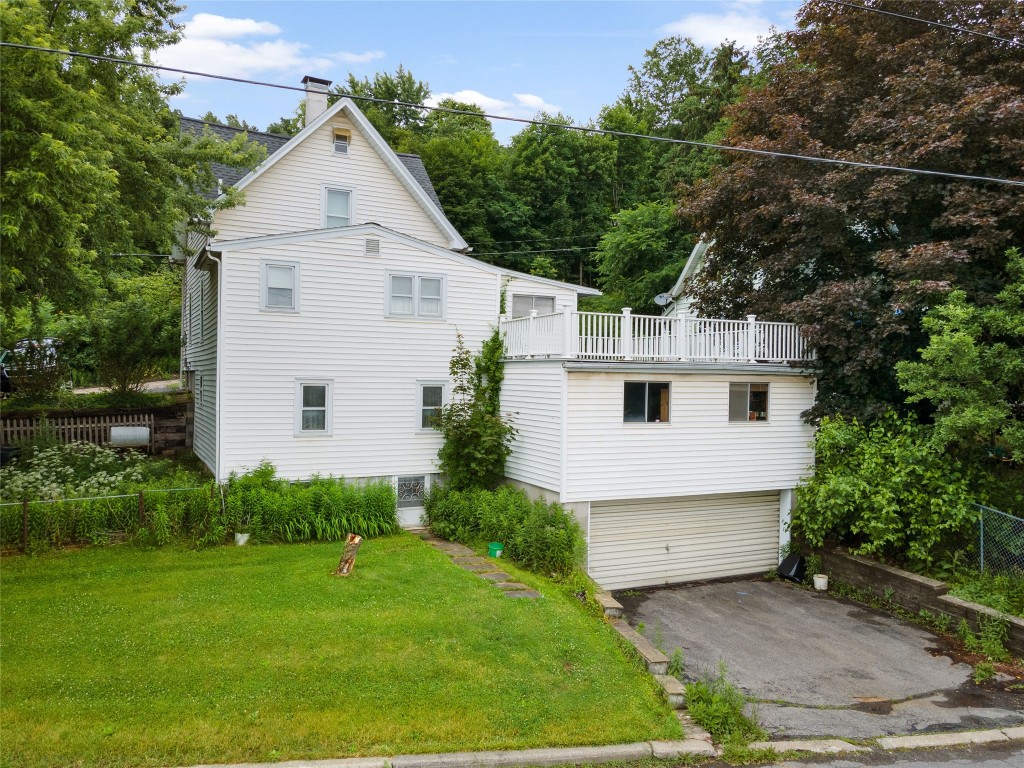 4 Ridge Street Binghamton, NY 13905 - Photo 3 of 26 Gallery Image 3