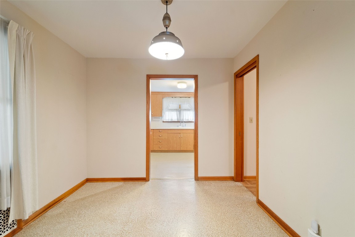 4 Ridge Street Binghamton, NY 13905 - Photo 6 of 26 Gallery Image 6