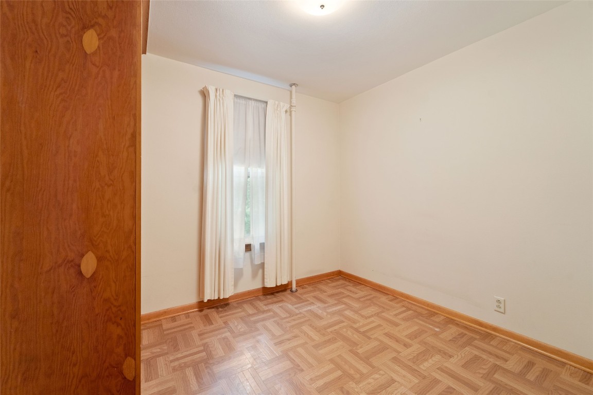 4 Ridge Street Binghamton, NY 13905 - Photo 9 of 26 Gallery Image 9