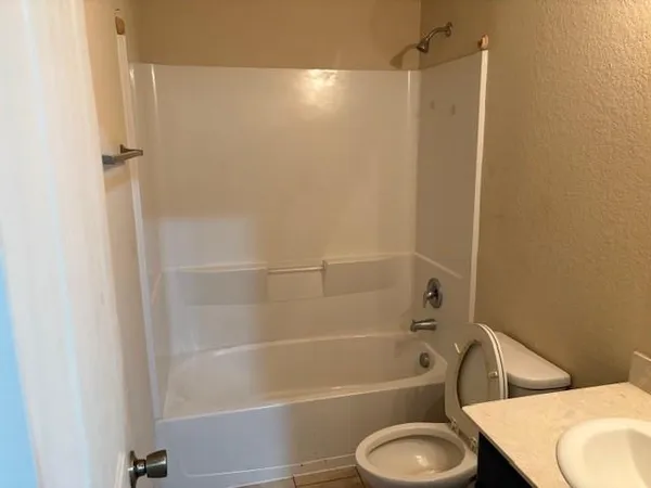 $2,000 | 21118 Kirkland Woods Drive, Houston, TX 77095