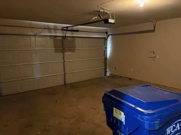 $2,000 | 21118 Kirkland Woods Drive, Houston, TX 77095