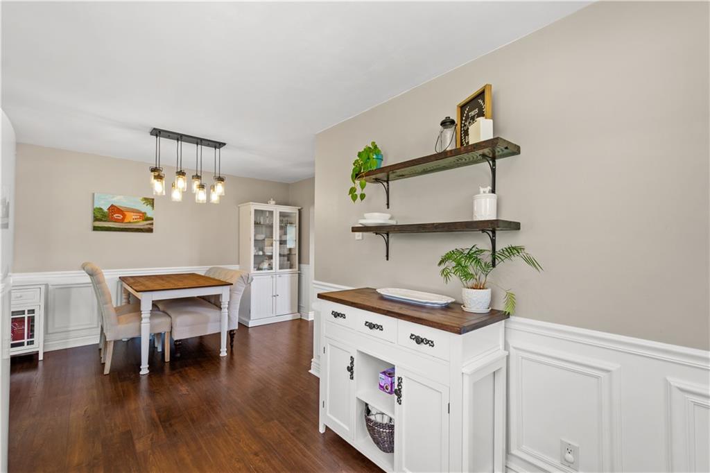 1376 Morrow Road Pittsburgh, PA 15241 - Photo 8 of 25 a room with furniture and wooden floor