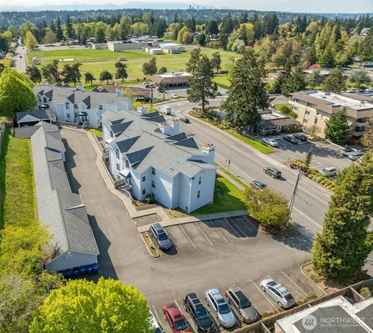 $370,000 | 12025 Southeast 60th Street, Unit B, Bellevue, WA 98006