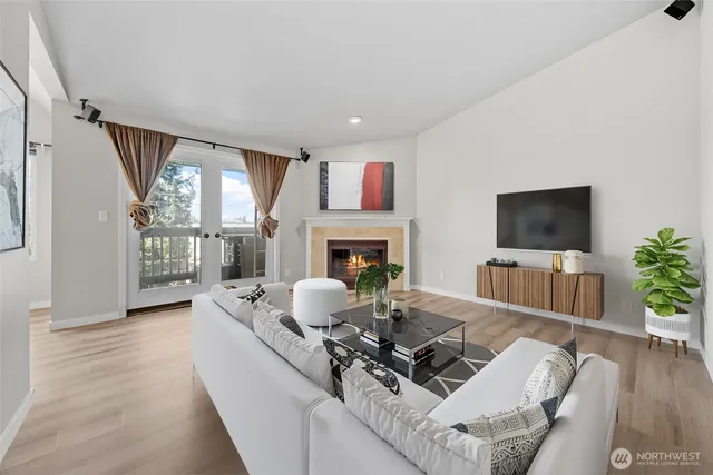 $370,000 | 12025 Southeast 60th Street, Unit B, Bellevue, WA 98006