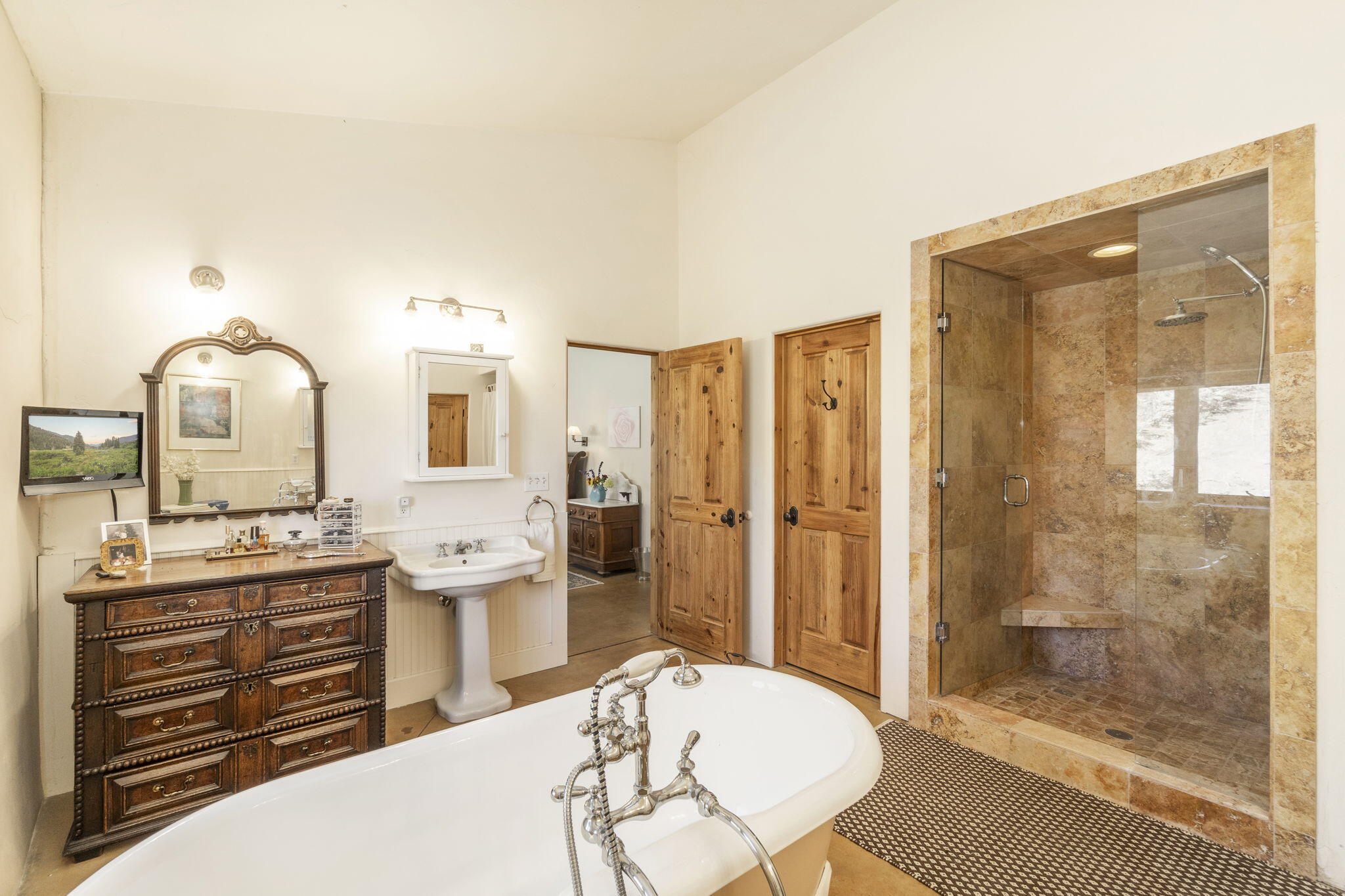 97 Croesus Crk Road Blaine County, ID 83333 - Photo 19 of 54 Primary Bathroom