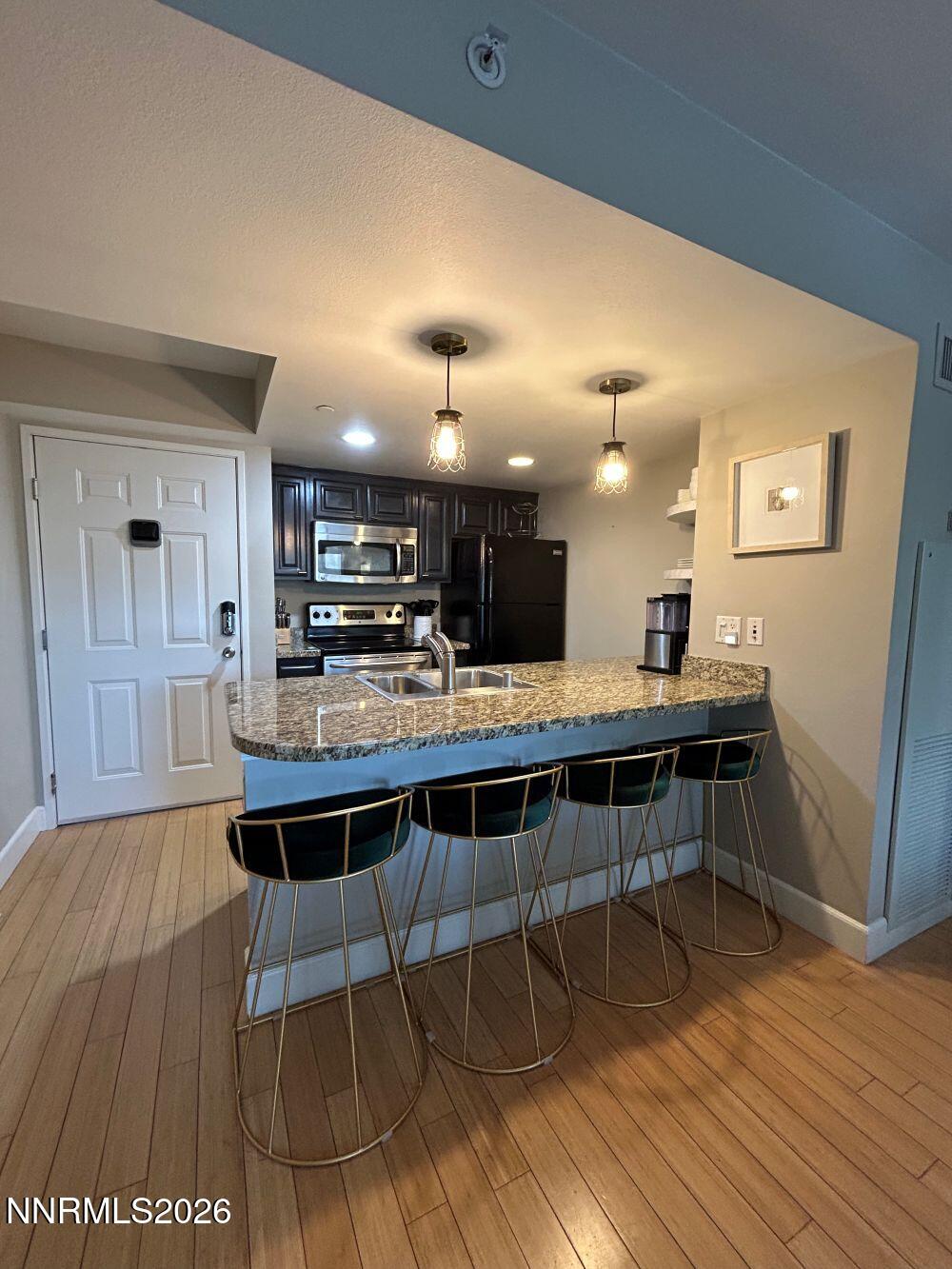 450 North Arlington Avenue, Unit 402 Reno, NV 89503 - Photo 3 of 14 IMG_9385