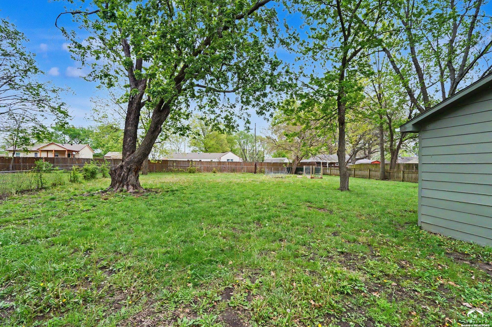 410 South Jefferson Street Spring Hill, KS 66083 - Photo 21 of 28