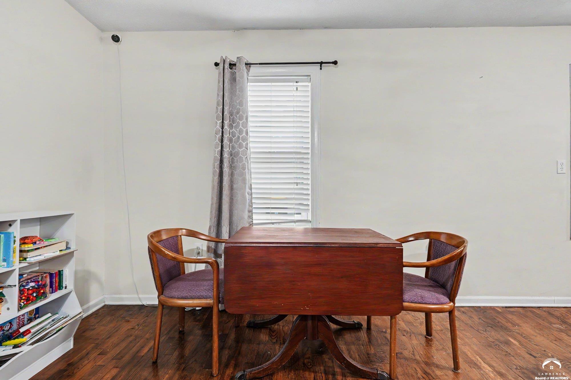 410 South Jefferson Street Spring Hill, KS 66083 - Photo 5 of 28