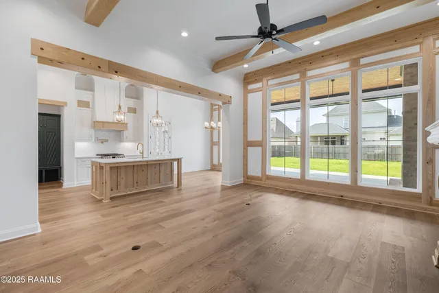 $669,000 | 204 Sabal Grv Lane, Youngsville, LA 70592