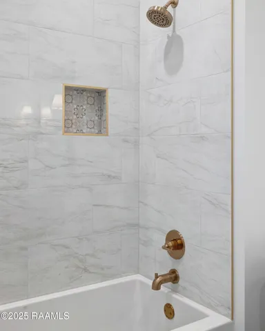 $669,000 | 204 Sabal Grv Lane, Youngsville, LA 70592